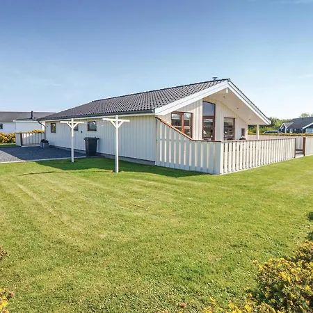 3 Bedroom Cozy In Sydals * Skovby (Syddanmark)